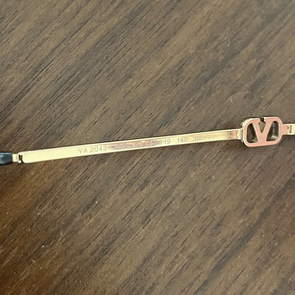 Valentino Rose Gold Sunglasses - Picture 3 of 6